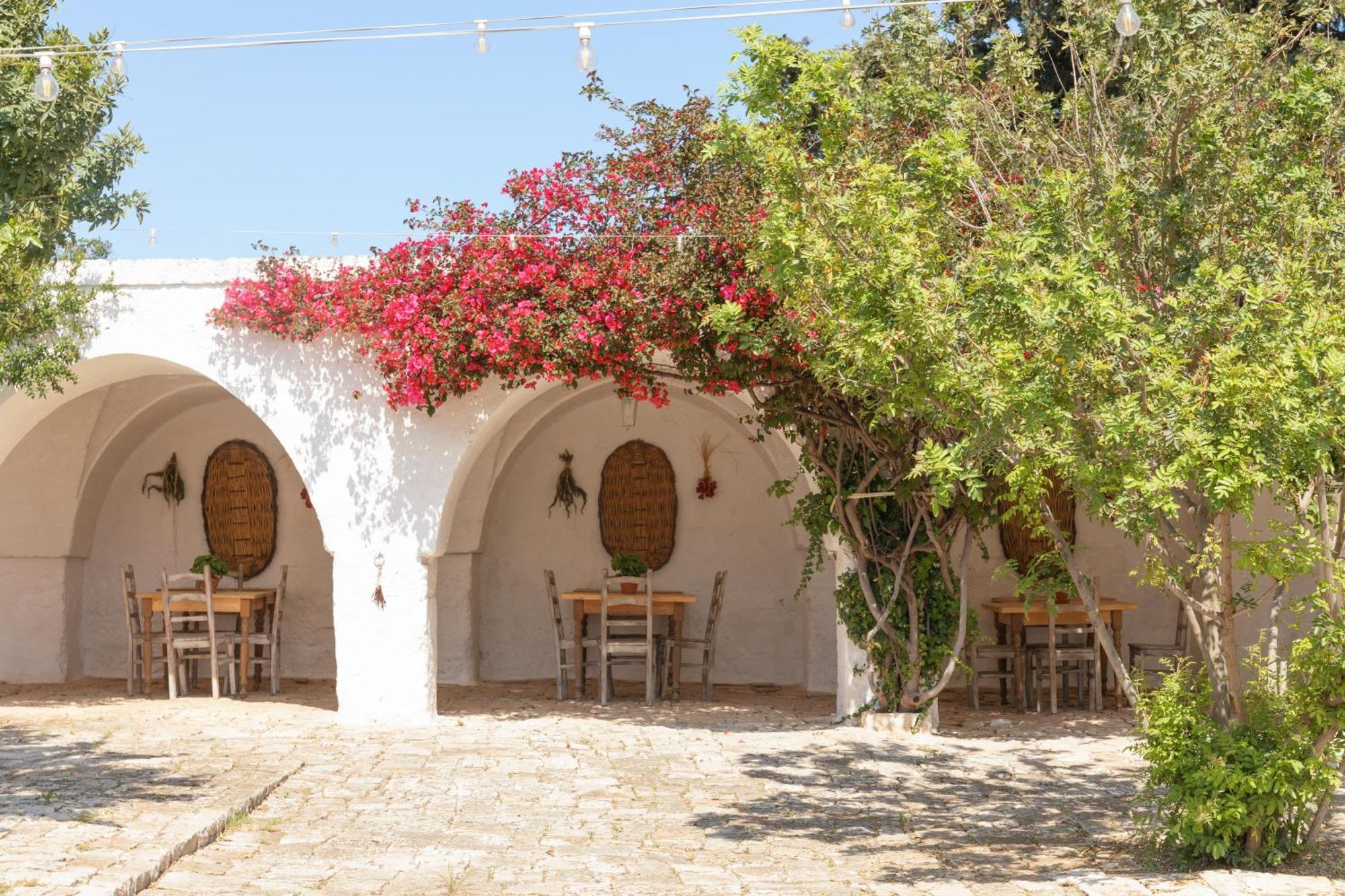 Masseria Eccellenza Pezze Di Greco Extérieur photo