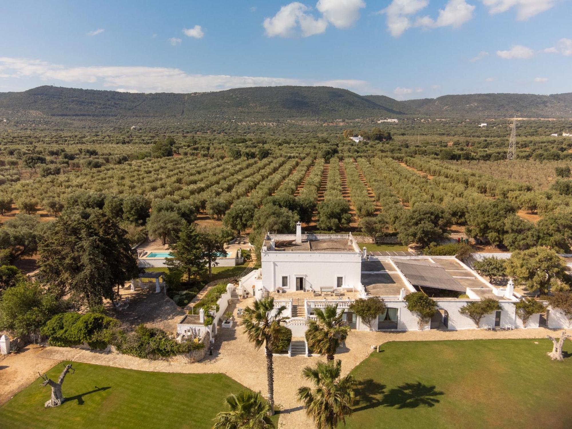 Masseria Eccellenza Pezze Di Greco Extérieur photo