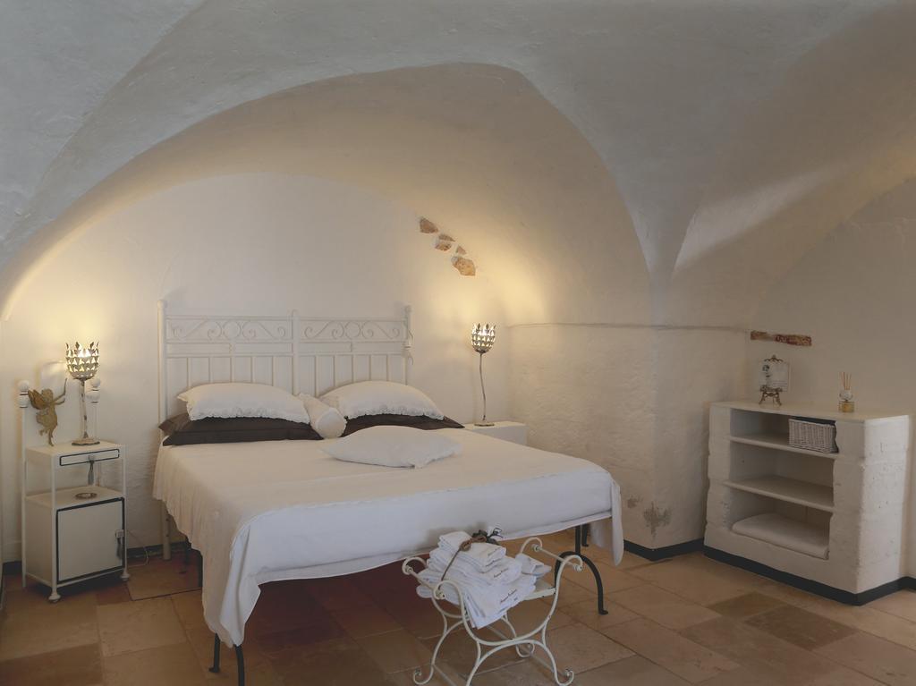 Masseria Eccellenza Pezze Di Greco Extérieur photo